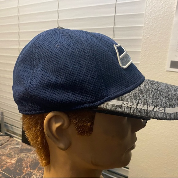 New Era NFL Seattle Seahawks Men’s Blue Grey Baseball Cap Size S/M - Picture 4 of 12